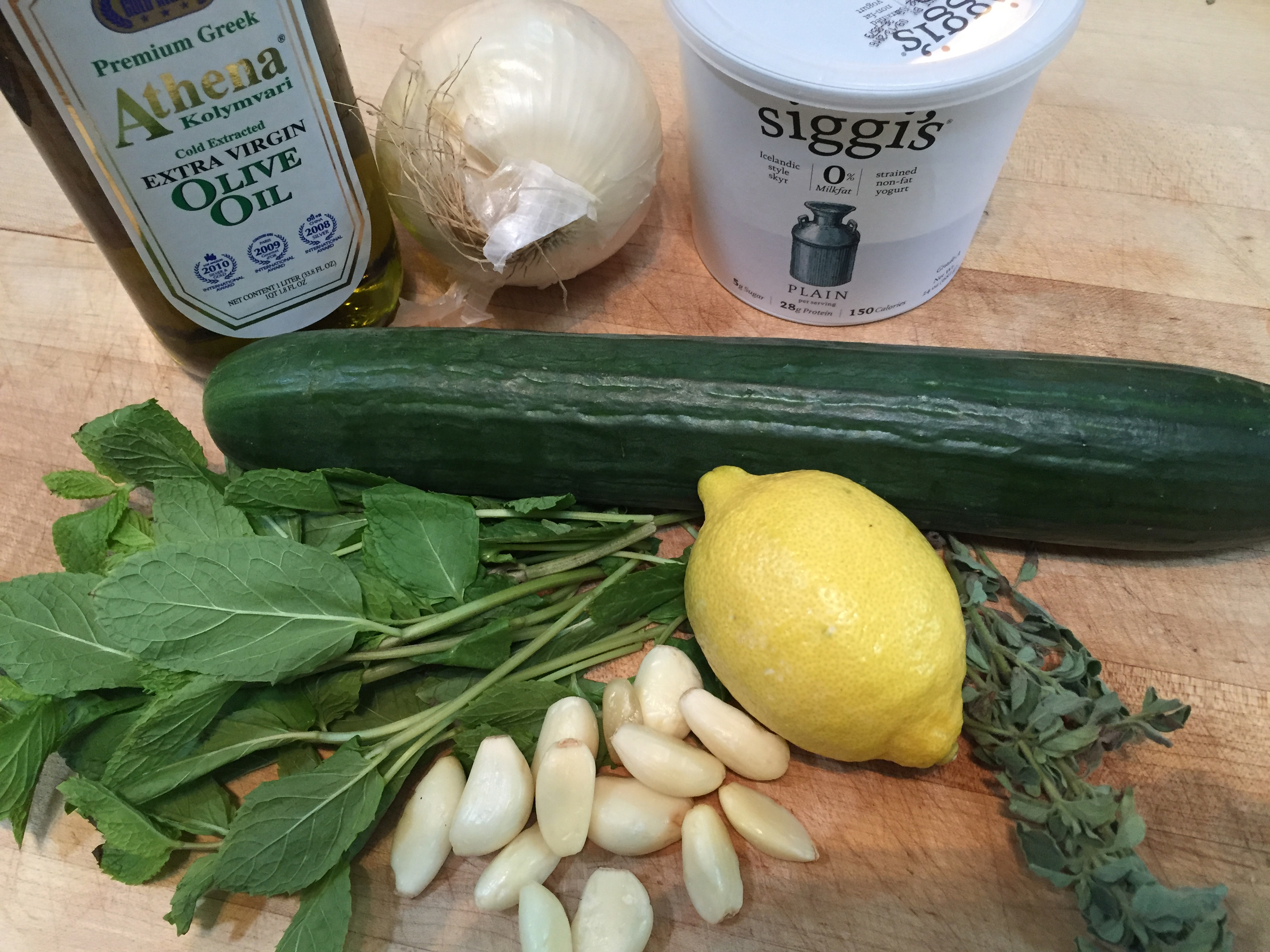 cucumber yogurt sauce ingredients