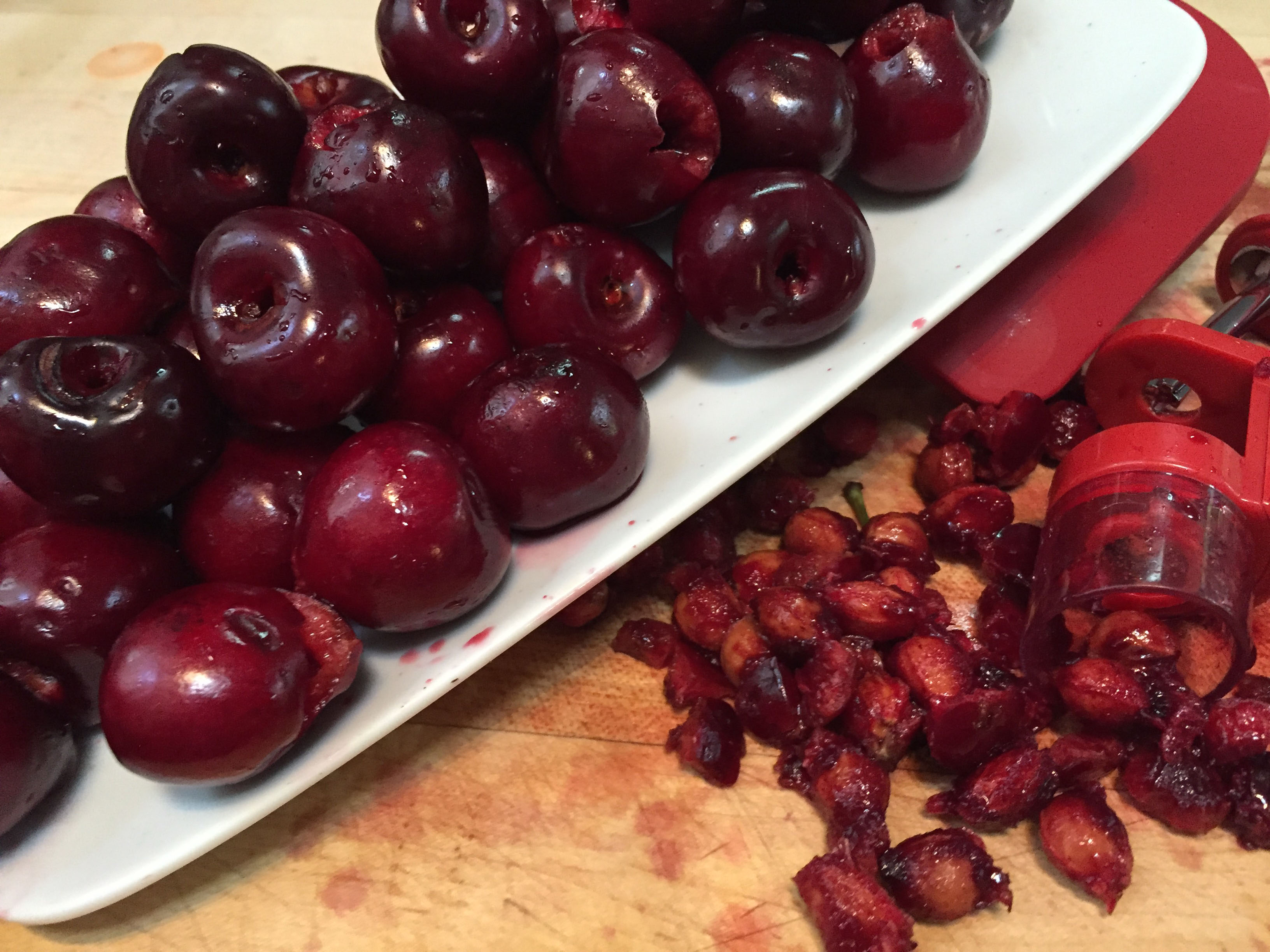 Pitted cherries 