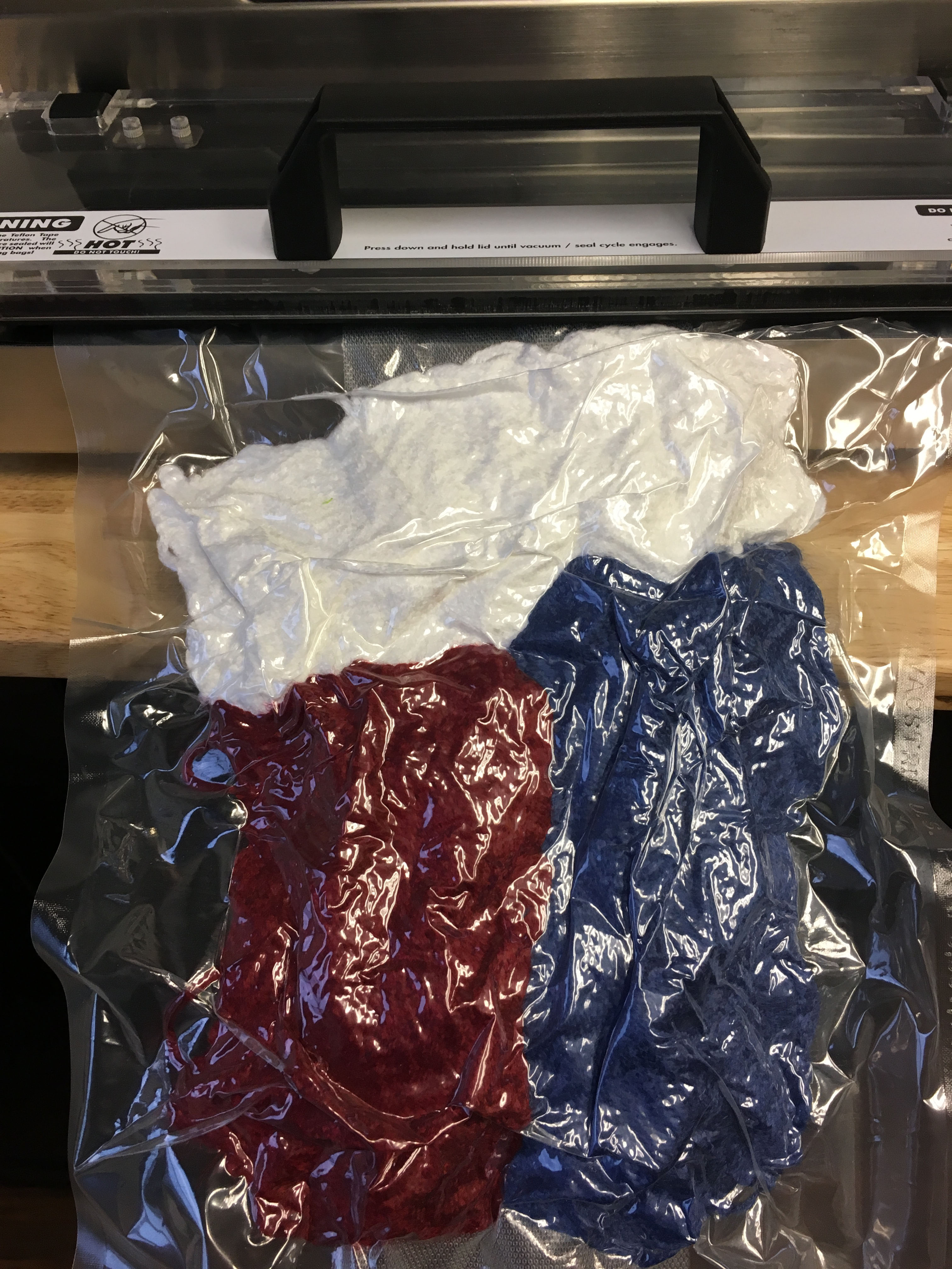 Vacuum sealing yarn